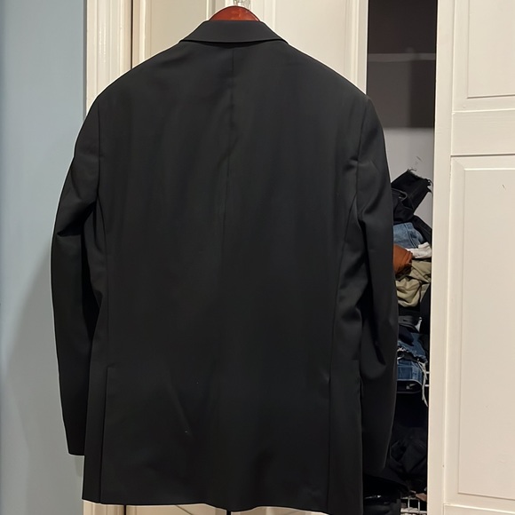 Tommy Hilfiger suit jacket - Picture 6 of 6